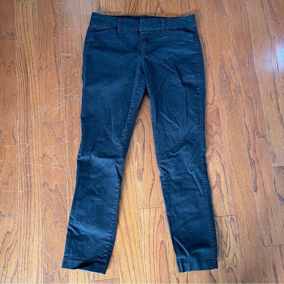 Old Navy Black Pixie Pant Size 4 - Picture 1 of 6